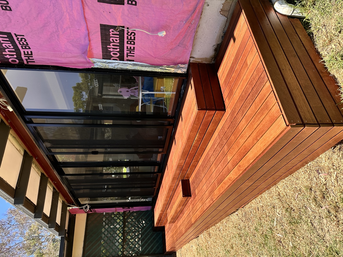 Deck with built-in bench