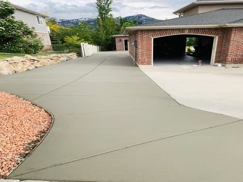 West Valley City Concrete Driveways
