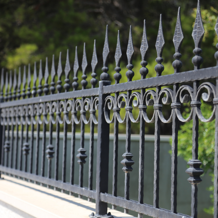 Aluminum fence