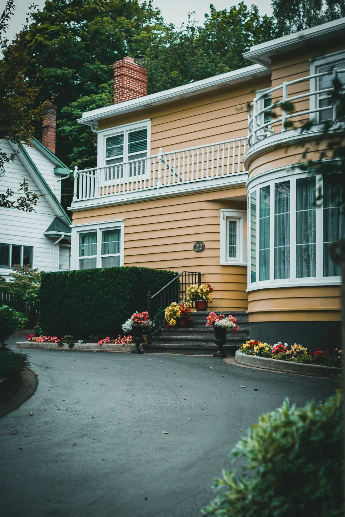 stock photography: Residential approach