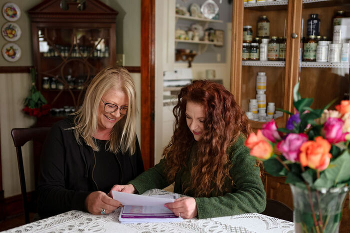 IHP Working on 1:1 Health Coaching Session