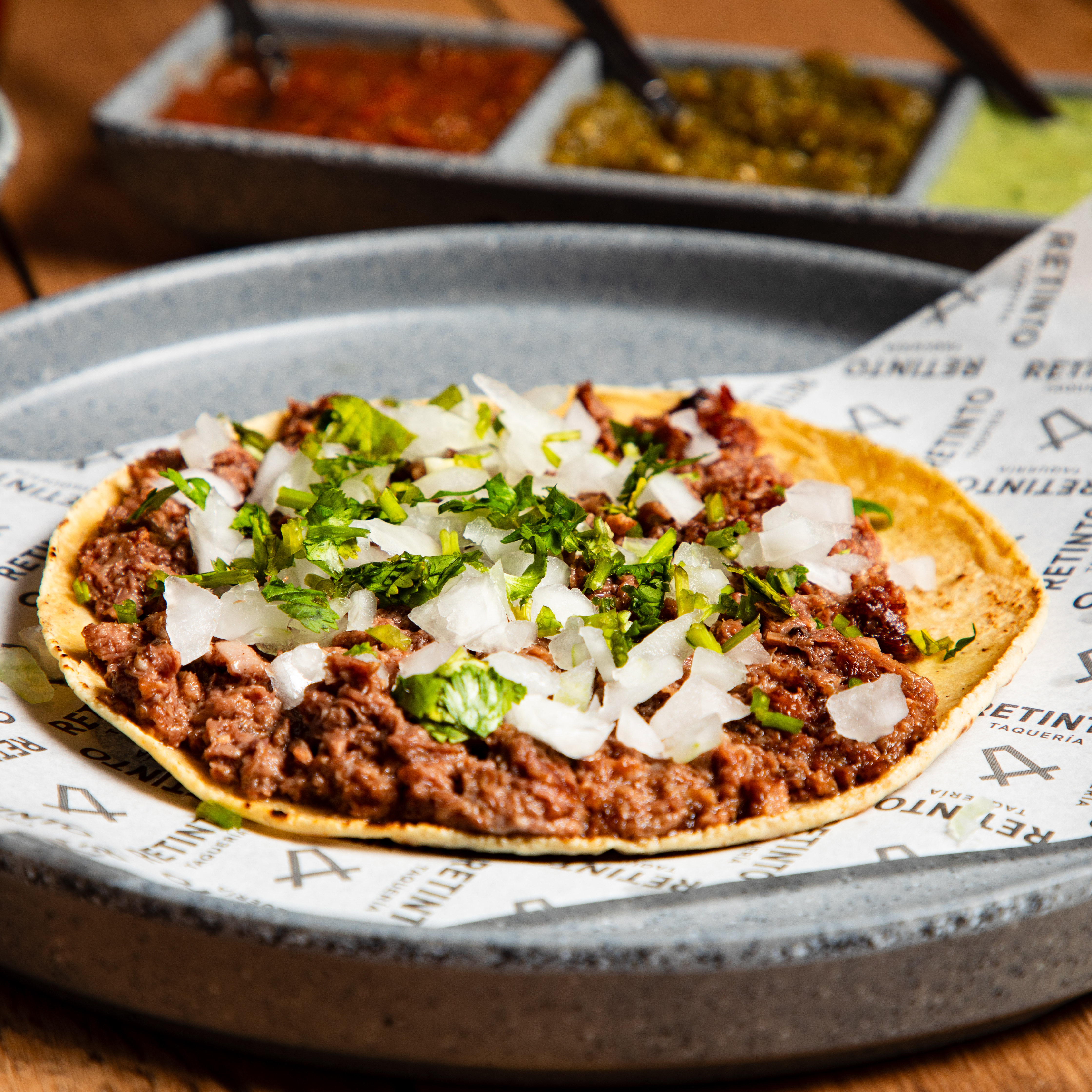 Taco de corte con cebolla y cilantro