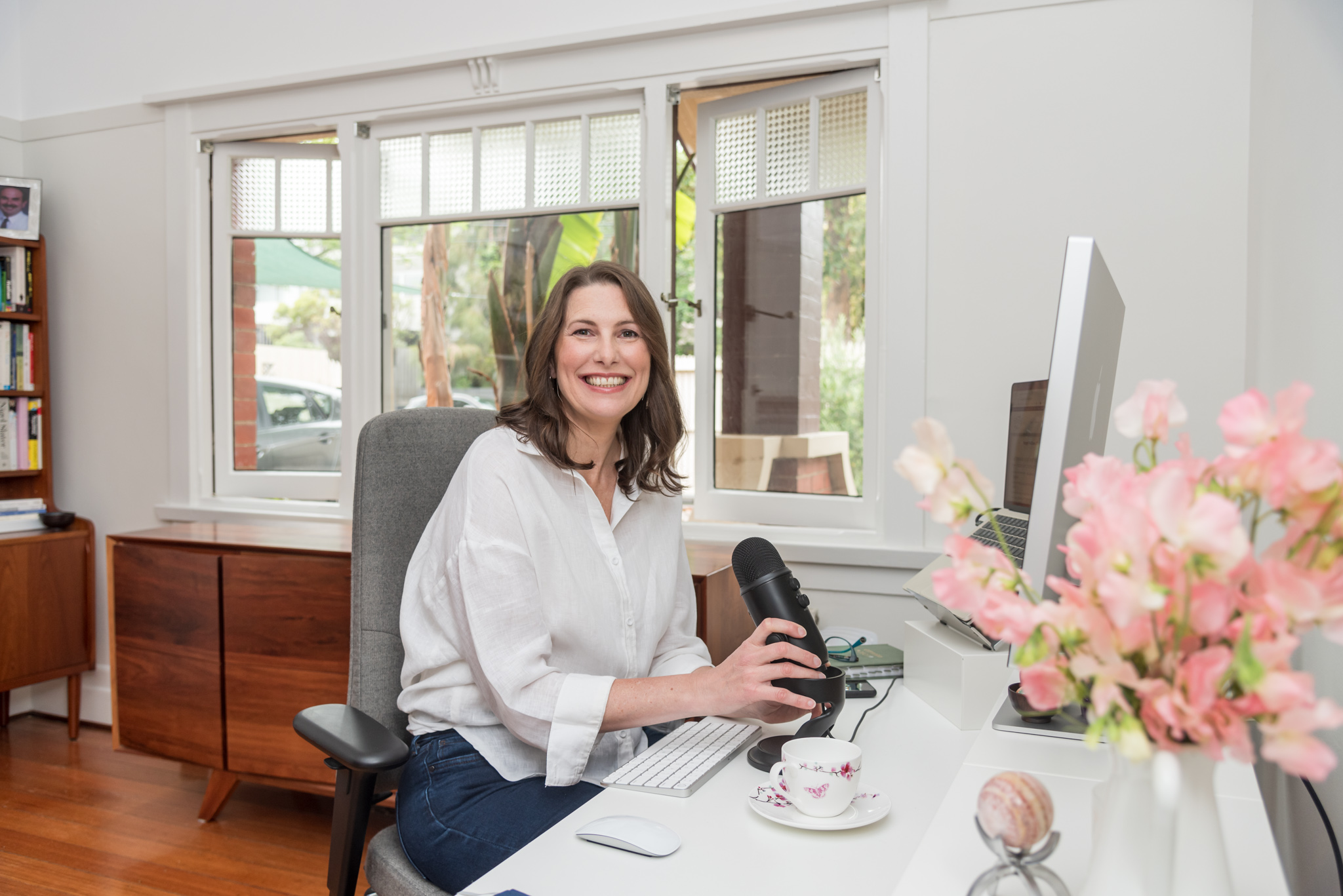Luanne Hopkinson, clinical nutritionist and MAP-CP coach, at her desk