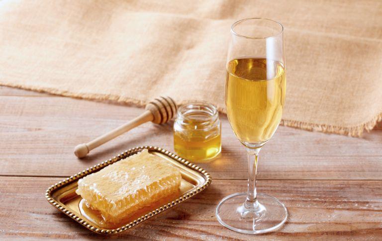 Crisp white wine