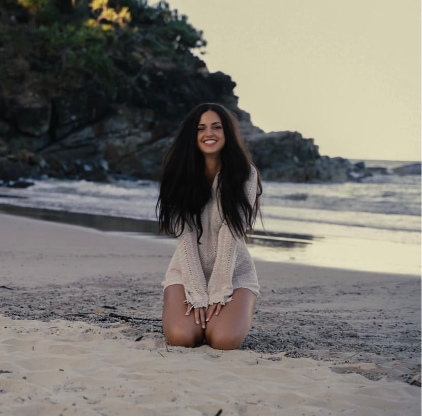 Samantha Manovski
