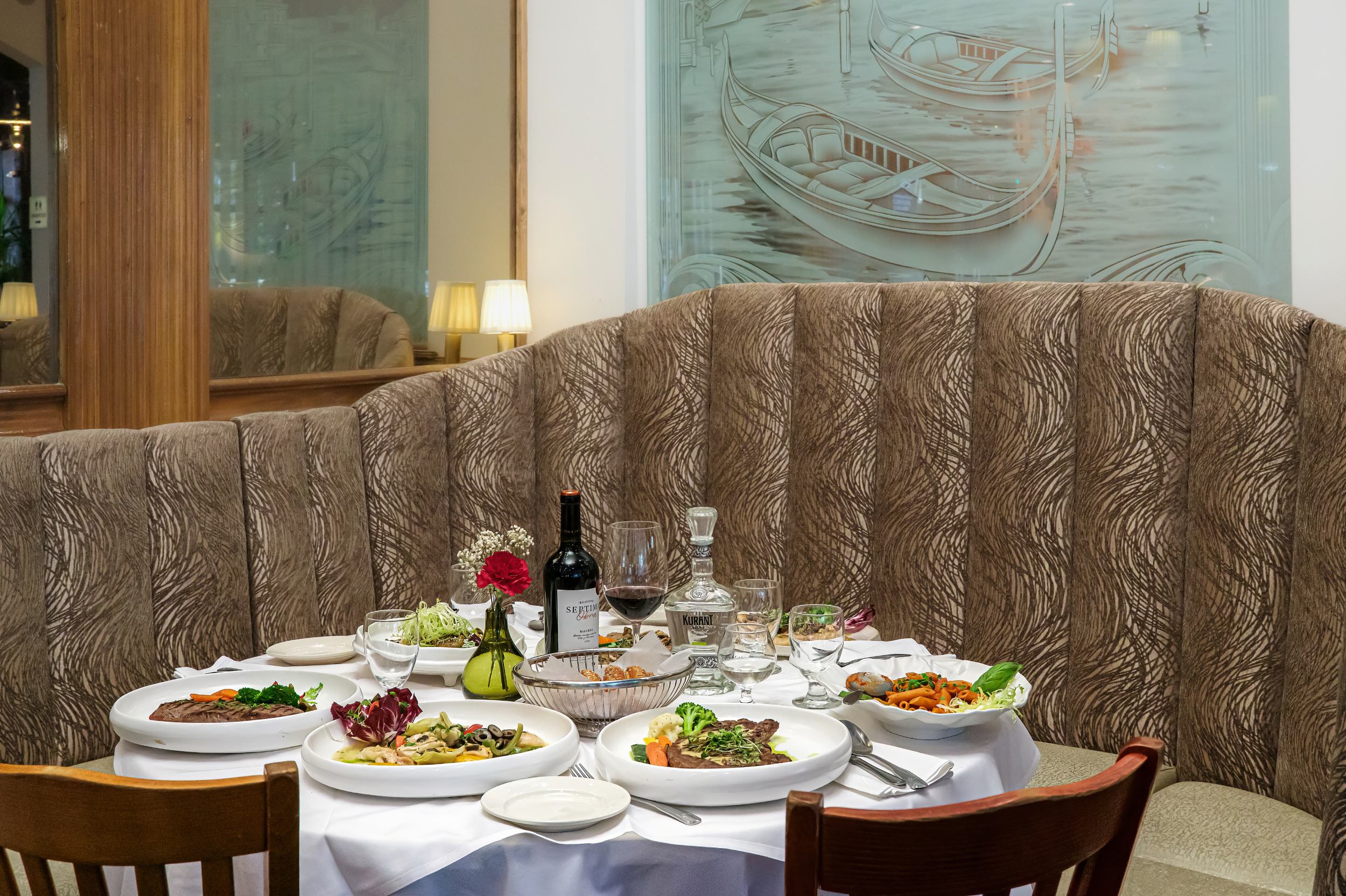 Portofino Ristorante dining room set for Monday Prix Fixe in Forest Hills, Queens NY