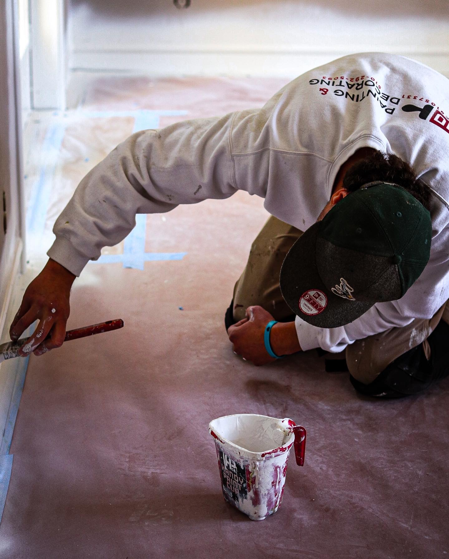 “Interior wall with newly installed patterned wallpaper by 510 Painting & Decorating – smooth seams and professional finish.”