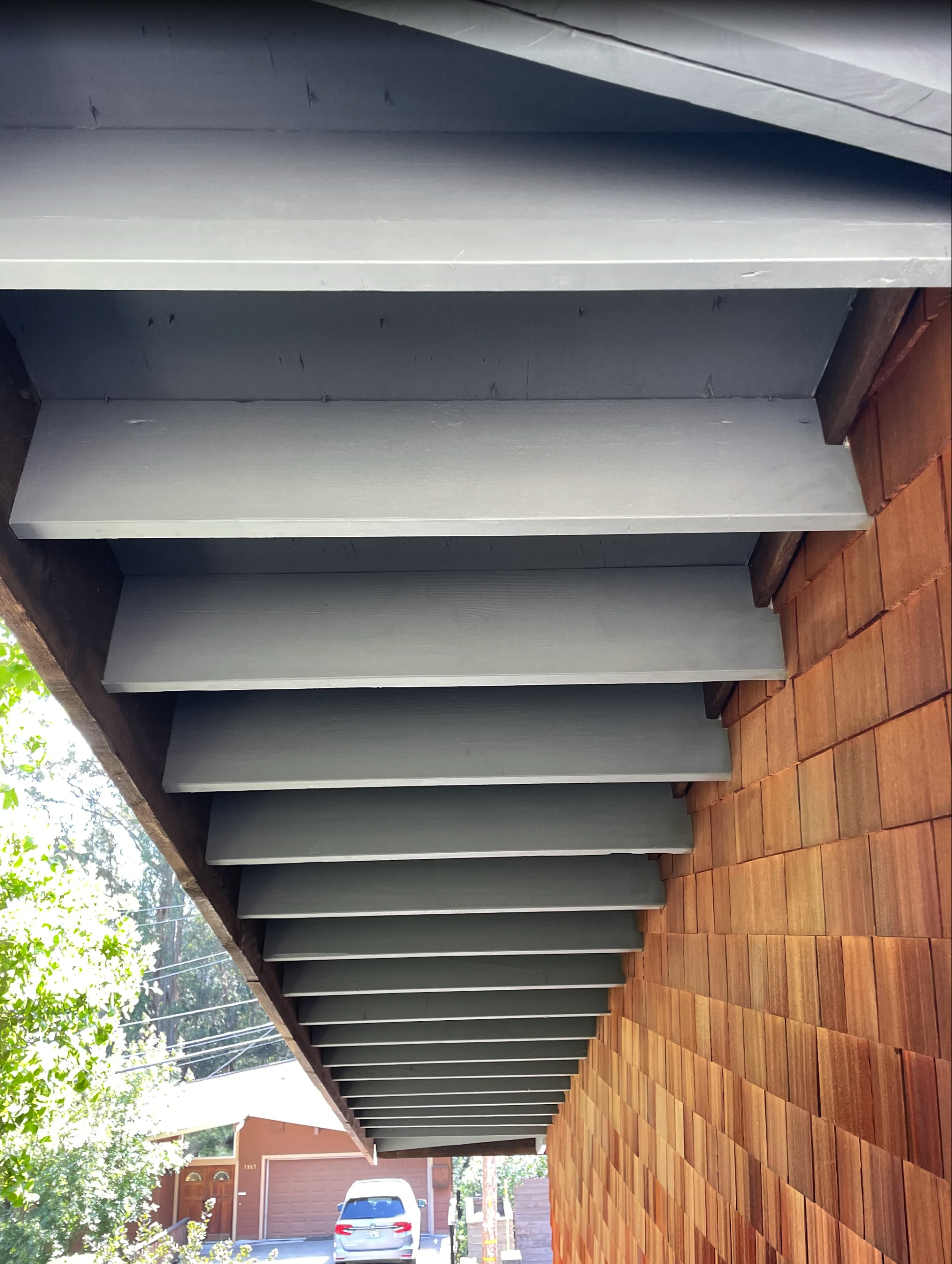 “Interior wall with newly installed patterned wallpaper by 510 Painting & Decorating – smooth seams and professional finish.”