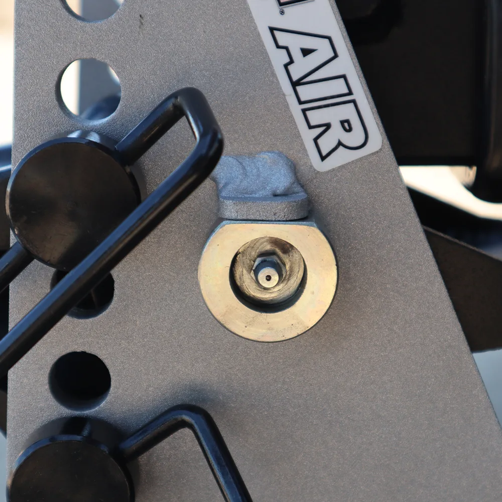 Shocker 10K Aluminum Air Hitch & Drawbar Mount