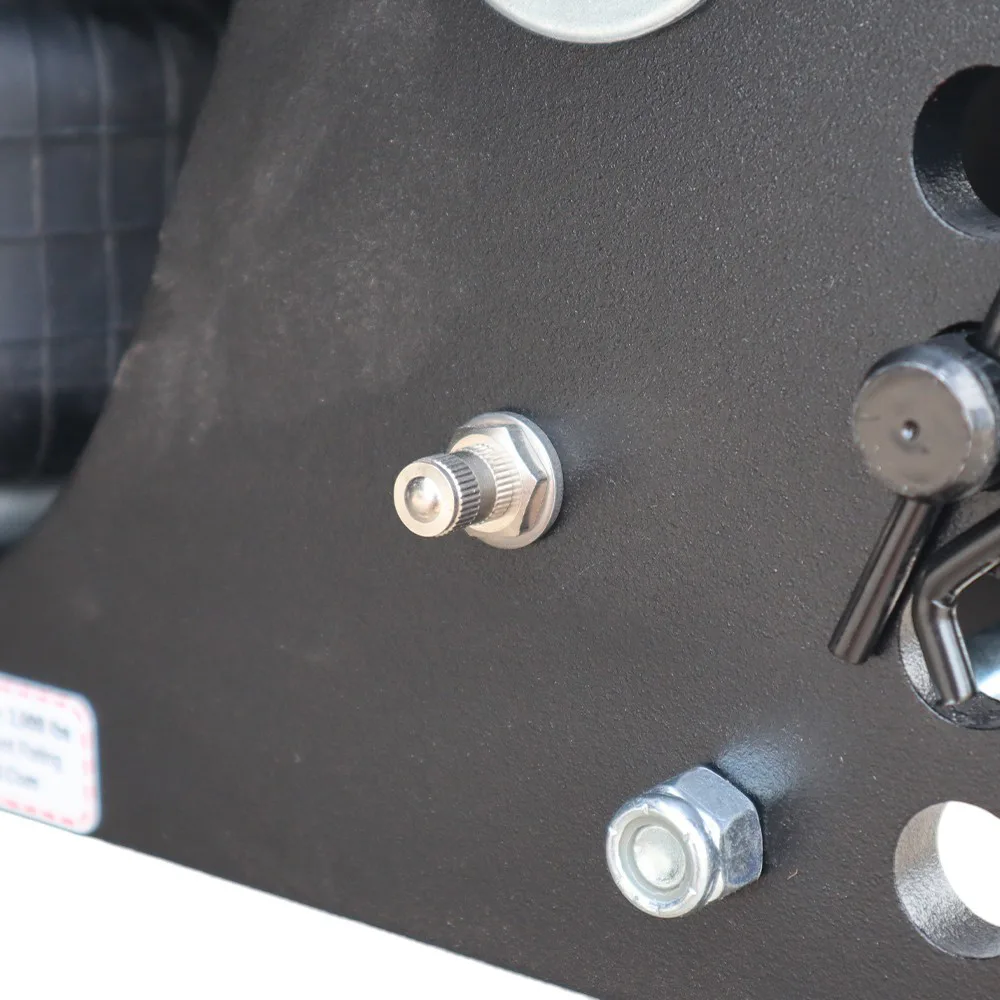 Shocker HD Max Black Air Hitch & Drawbar Mount