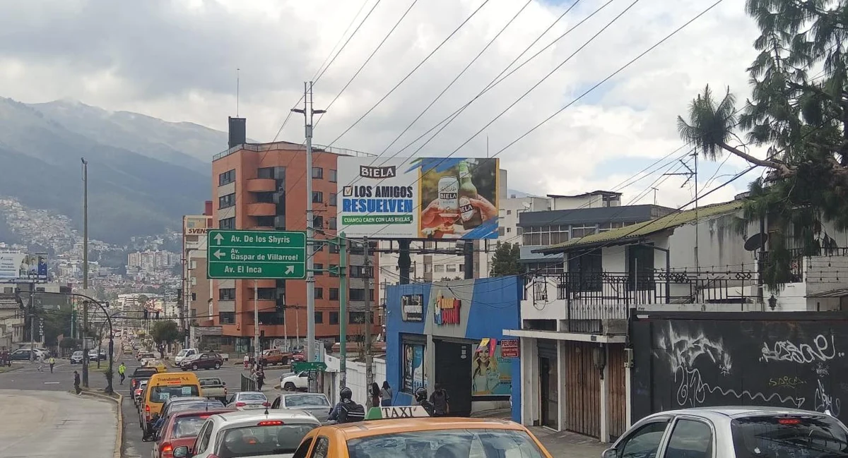 Av. 6 de Diciembre y Río Coca