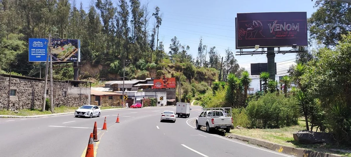 Av. Interoceánica · descenso a Cumbayá
