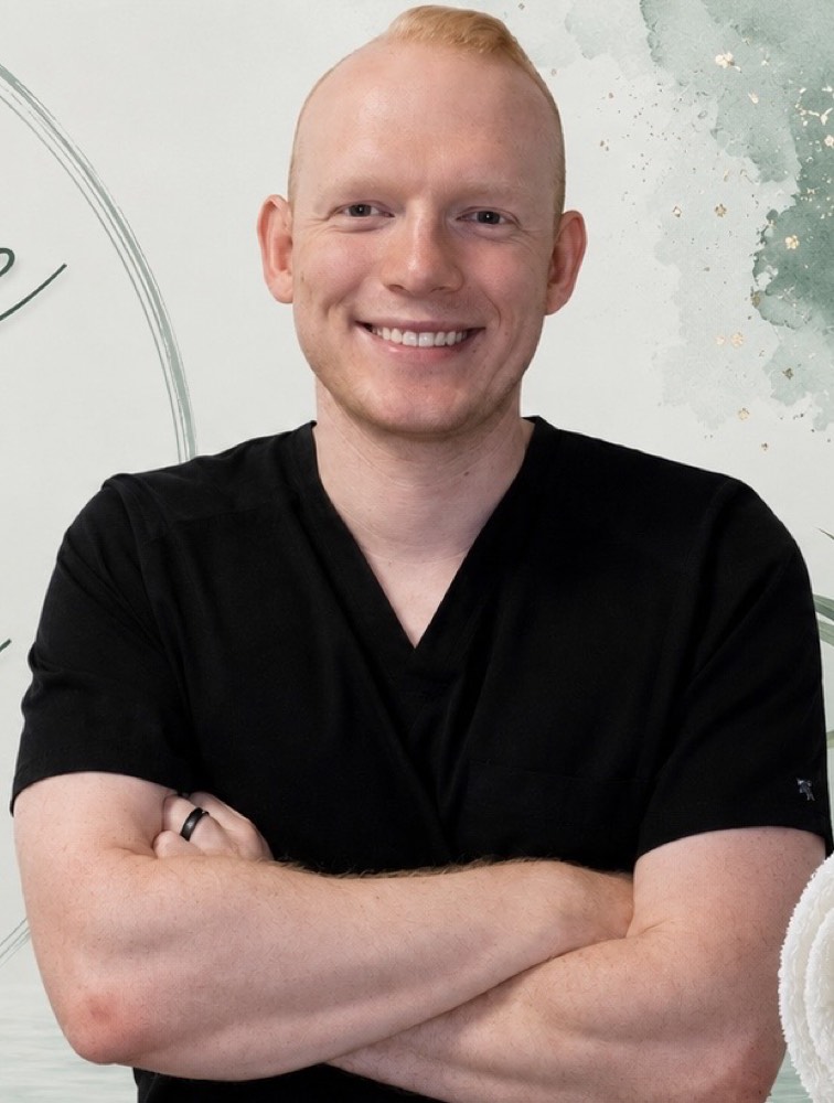 Bailey Wood, Licensed Massage Therapist