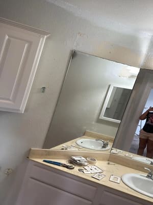 Pressure washing in Del Mar