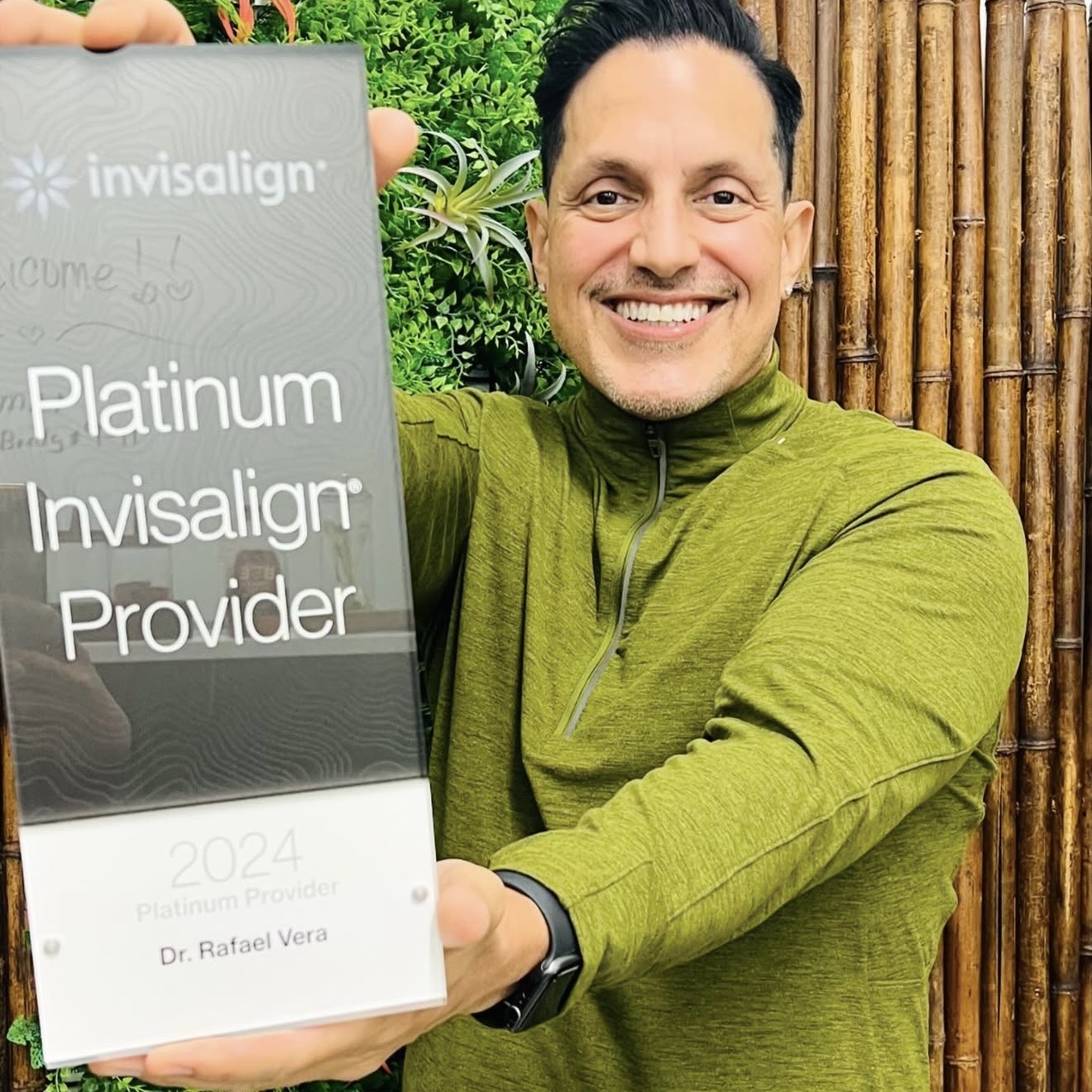 Dr. Rafael Vera, Lead Cosmetic & Reconstructive Dentist