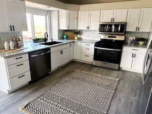 {{ custom_values.service_3 }} in {{custom_values.area_1})