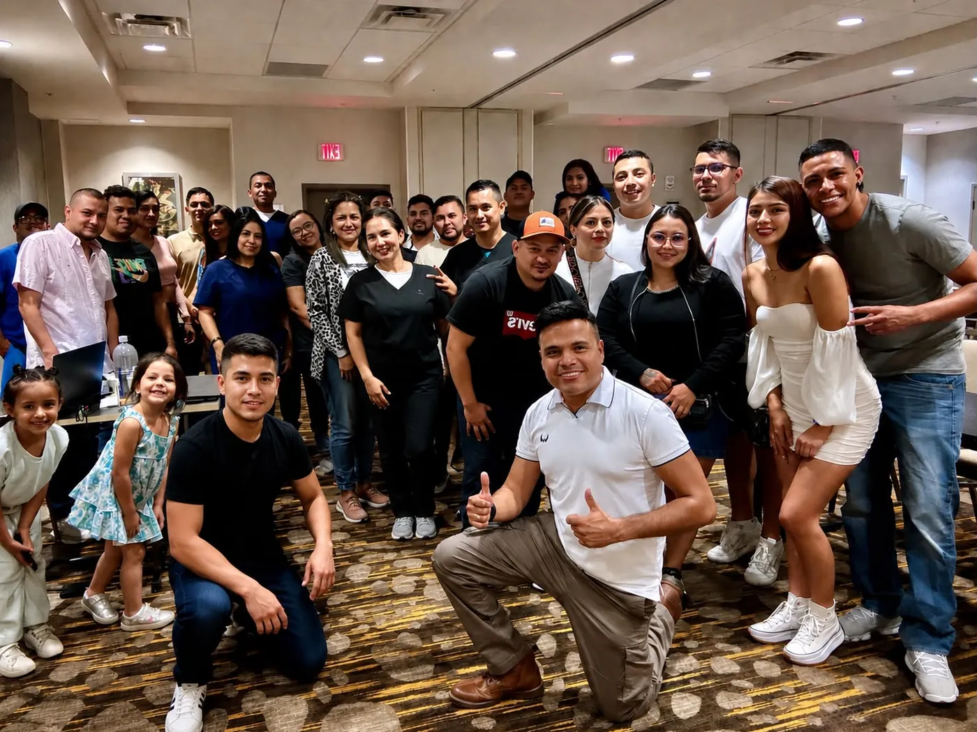 Experienced bilingual field marketing team