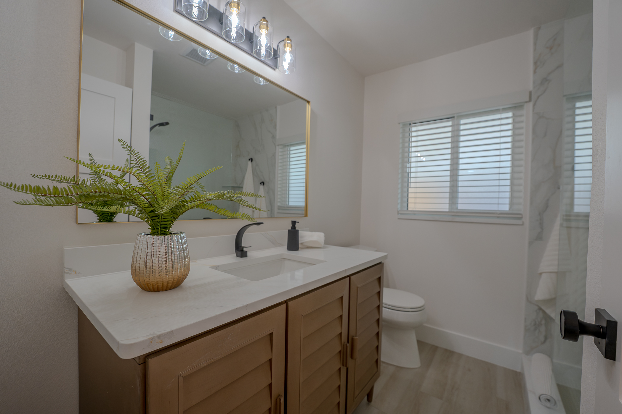 Finished custom bathroom renovation in Pinellas County FL