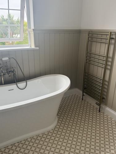 Sheet vinyl detailed finish in modern home