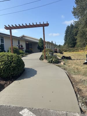 {{ custom_values.service_4 }} in {{custom_values.area_7})