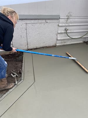 {{ custom_values.service_2 }} in {{custom_values.area_7})