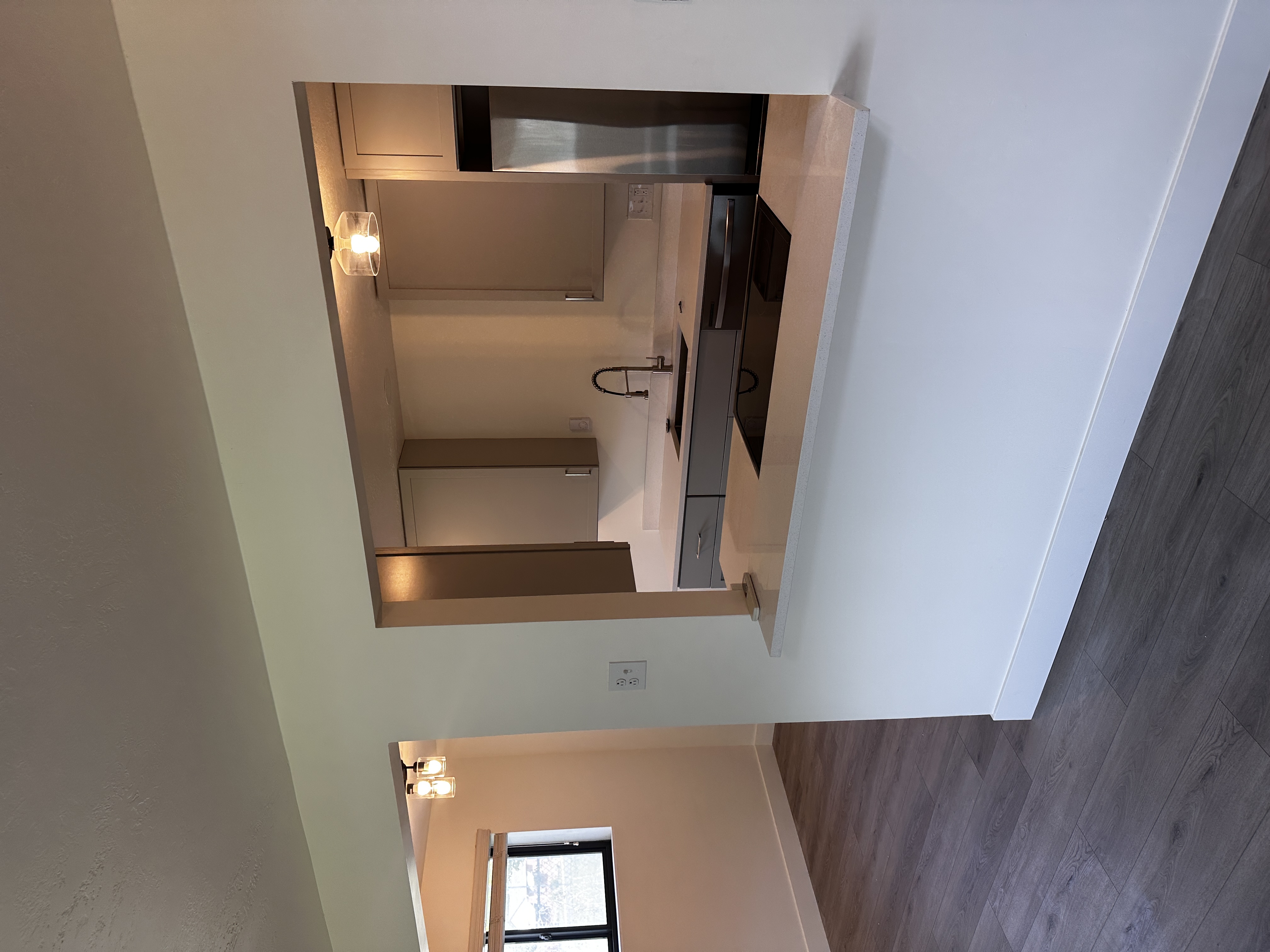  Flooring Installation & Lvp