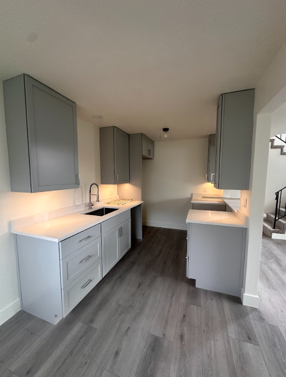  Flooring Installation & Lvp