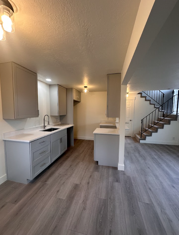Flooring Installation & Lvp