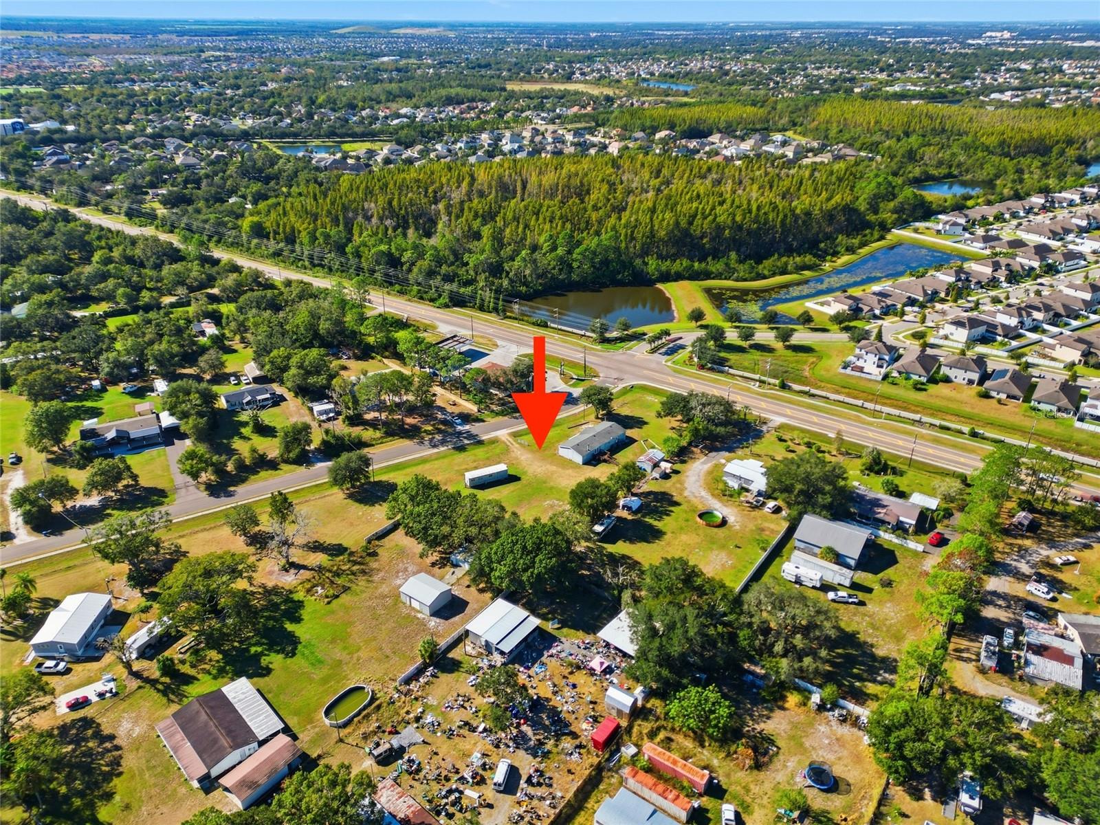 Aerial location view at 12422 Balm Riverview Road. Aerial markers do not establish surveyed boundaries.