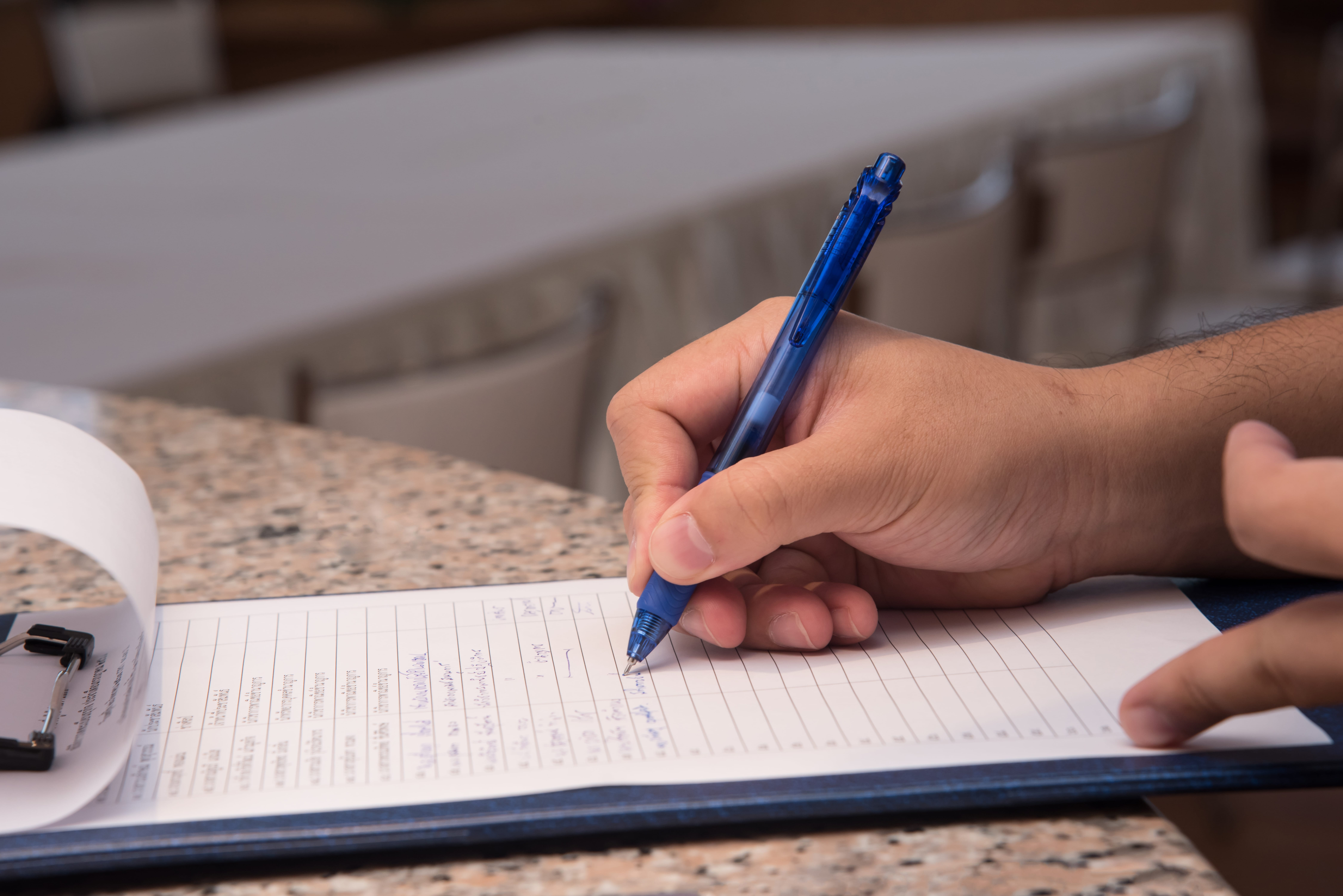 How should a probation period work in a small business? How should a probation period work in a small business?