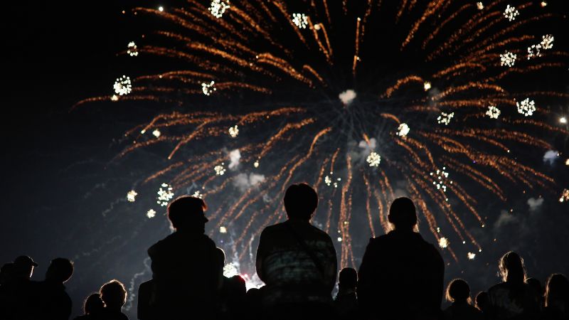 Summersgiving and Fountainebleau Fireworks