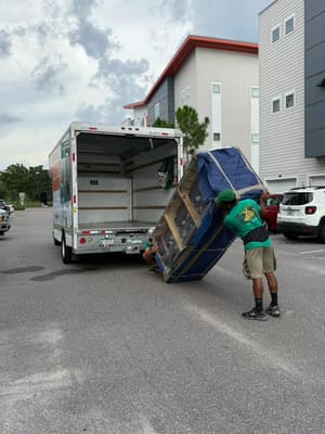 {{ custom_values.service_3 }} in {{custom_values.area_3})