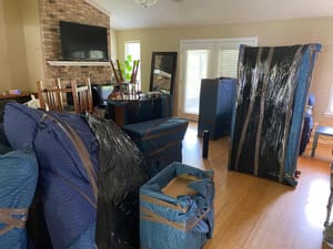 {{ custom_values.service_3 }} in {{custom_values.area_3})