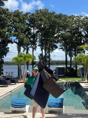 {{ custom_values.service_3 }} in {{custom_values.area_3})