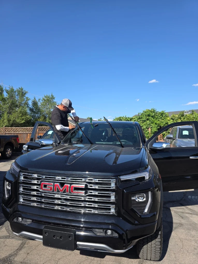 Vehicle side glass service