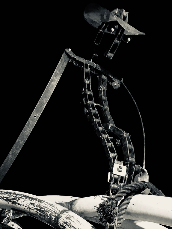 Chain sculpture