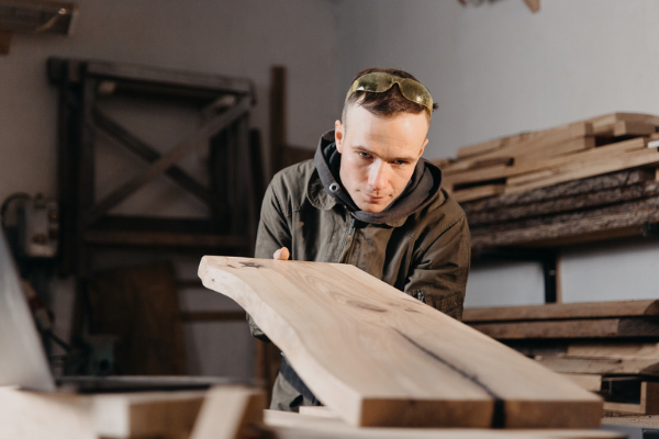 carpenter reading the wood grain