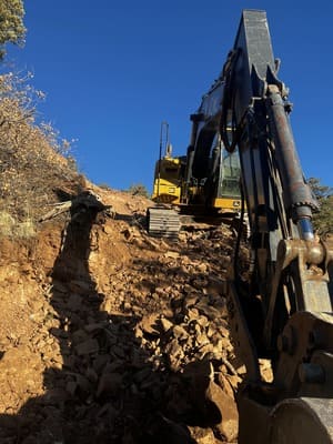 {{ custom_values.service_3 }} in {{custom_values.area_3})