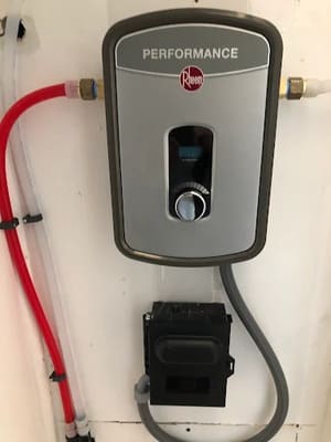 {{ custom_values.service_3 }} in {{custom_values.area_3})