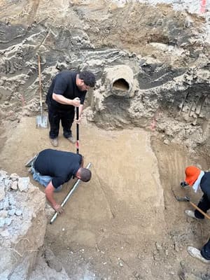 {{ custom_values.service_3 }} in {{custom_values.area_3})