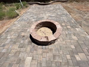 {{ custom_values.service_3 }} in {{custom_values.area_3})