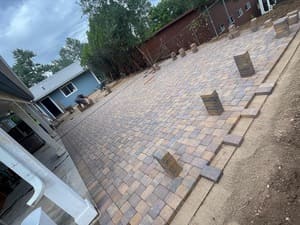 {{ custom_values.service_3 }} in {{custom_values.area_3})