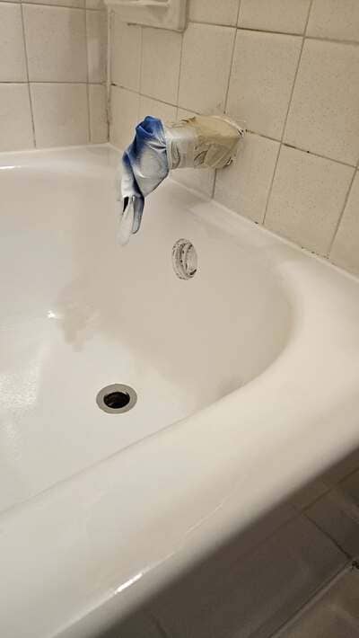 {{ custom_values.service_4 }} in {{custom_values.area_3})