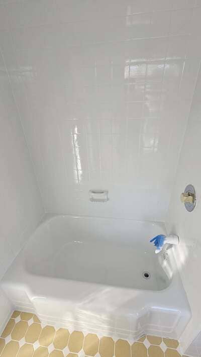 {{ custom_values.service_2 }} in {{custom_values.area_3})