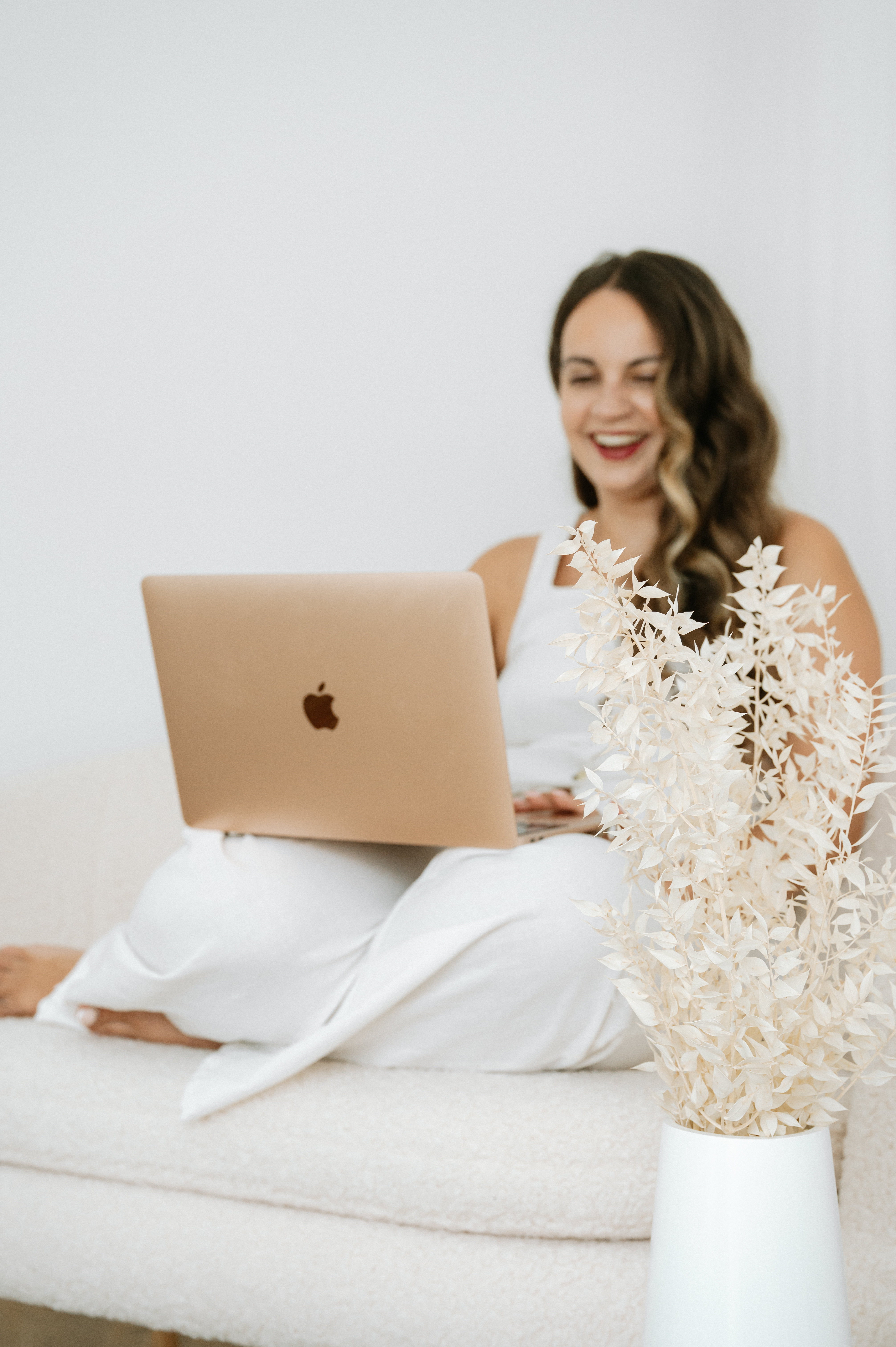 Hannah Wallis Owner Of The Little Rosebuds Academy Baby Massage Teacher Training