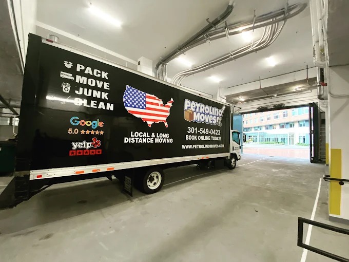 Petrolino Moves branded truck