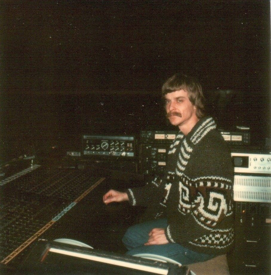 Buford Jones at the console during the Linda Ronstadt tours