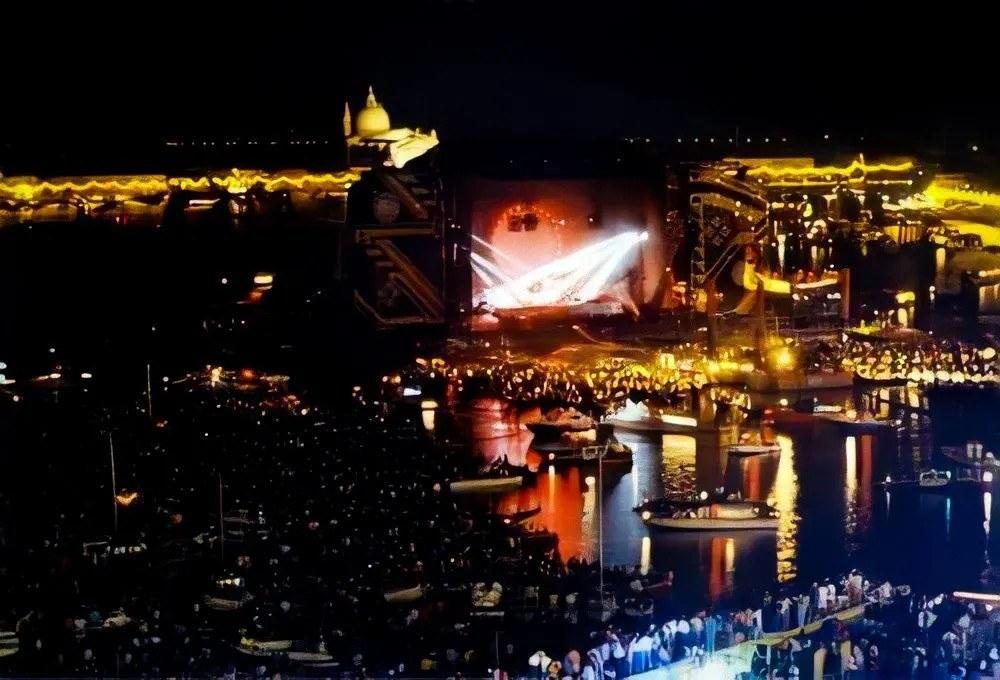 Pink Floyd performing on the lagoon in Venice, July 1989