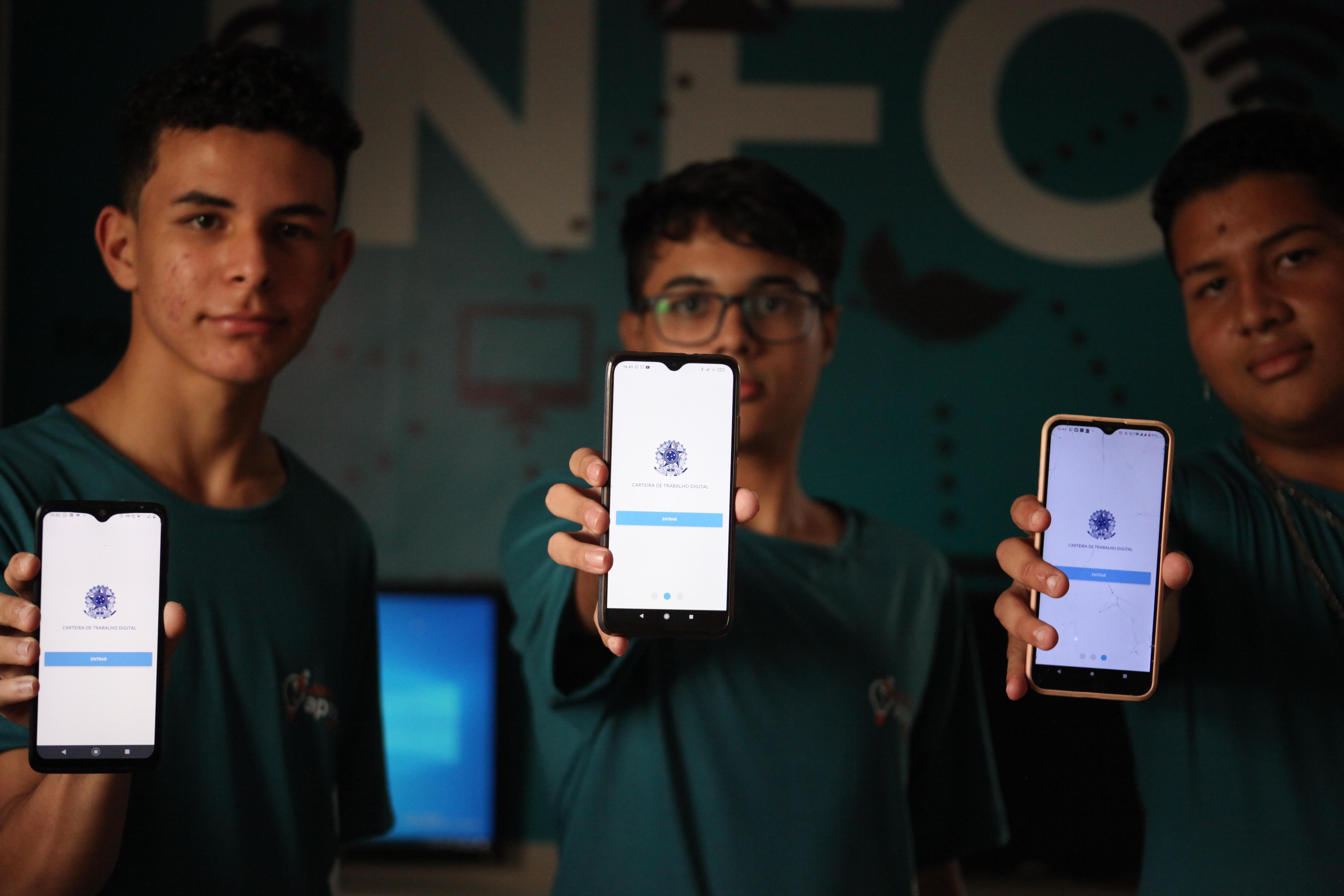 Jovens aprendizes do Instituto Metamorfose em Igarapé