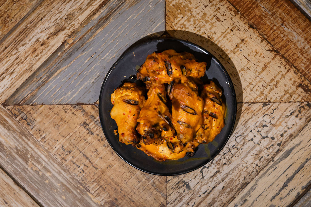 Grilled peri peri chicken wings